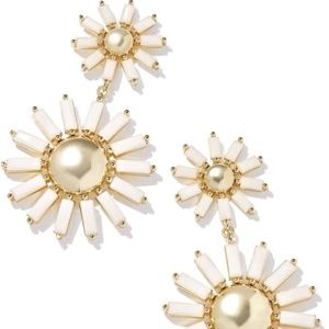 LIKE NEW Kendra Scott Madison Daisy Gold Statement Earrings in White